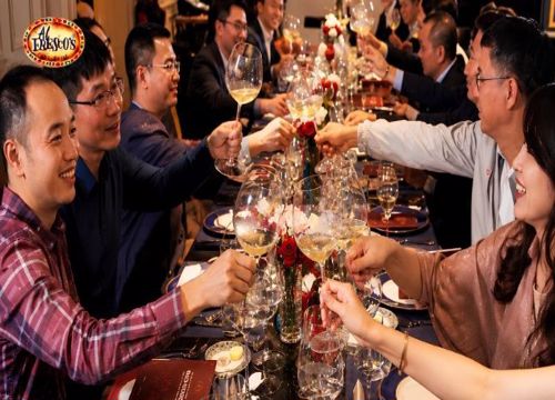 10+ món ngon đãi khách hấp dẫn cho tiệc gia đình và gặp mặt 