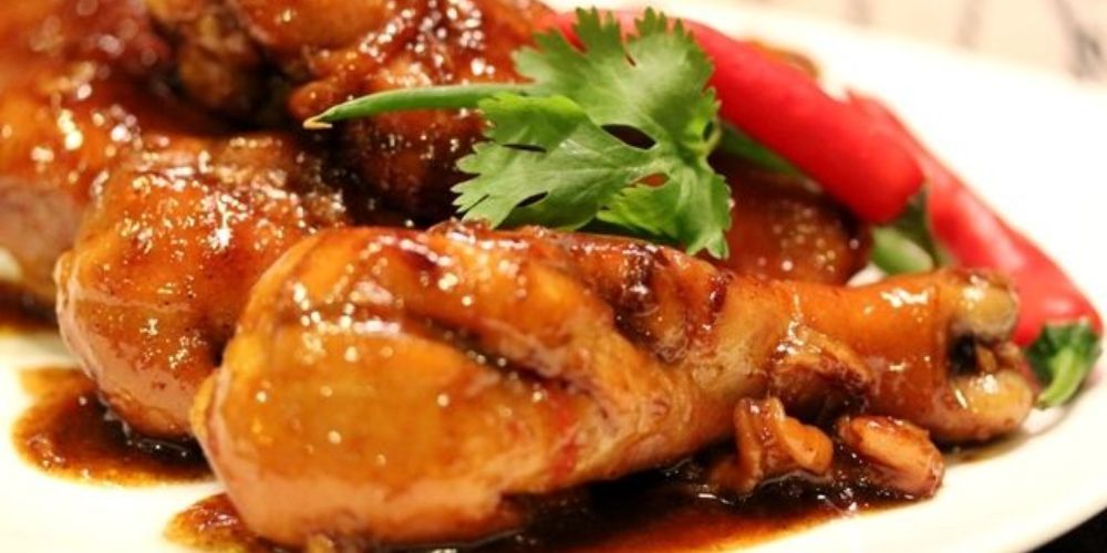 2 Cách làm đùi gà áp chảo ngon, giòn rụm, đơn giản tại nhà