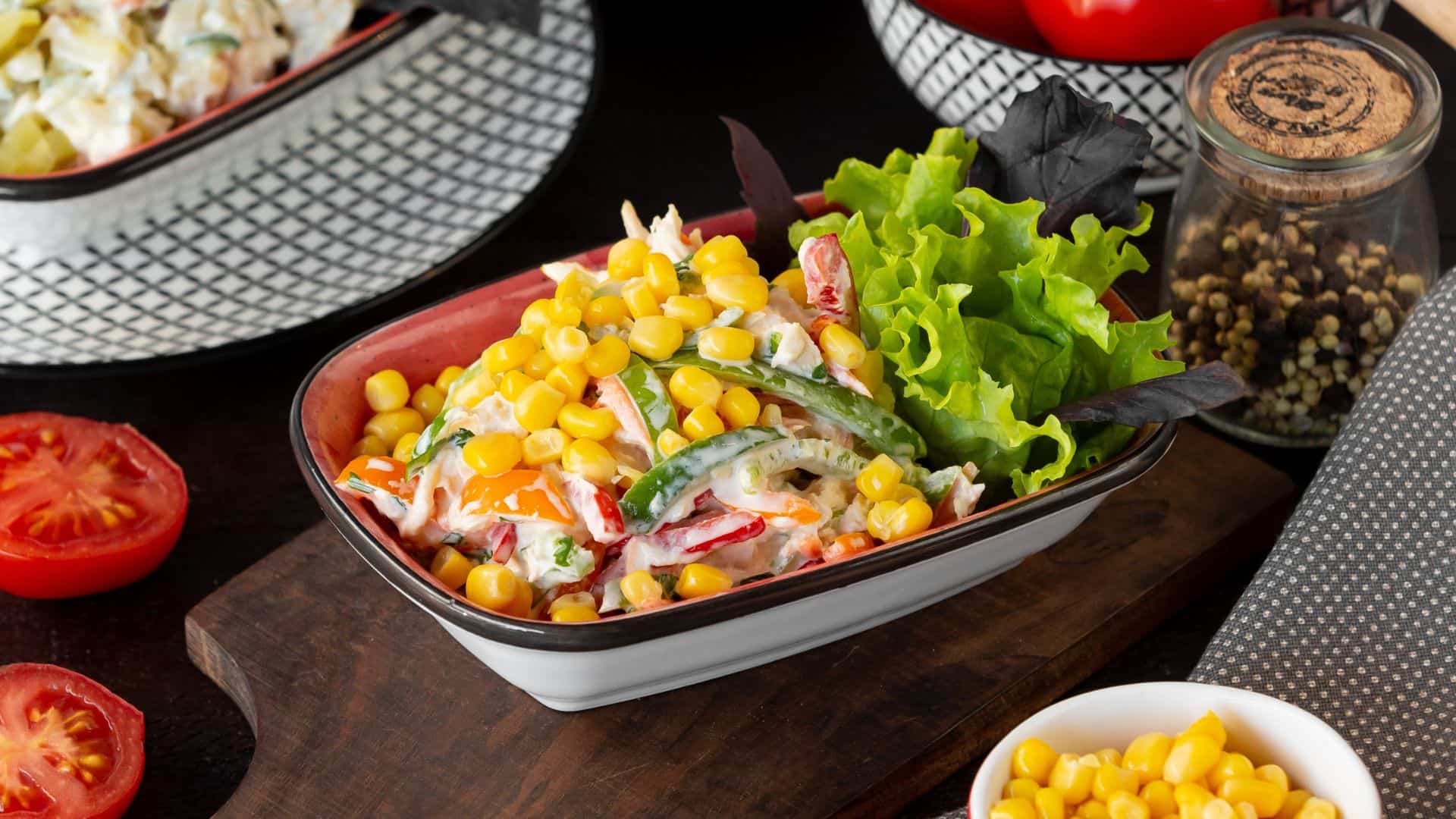 Xốt mè rang giúp salad rau xà lách có vị thơm bùi và dễ dùng trong bữa ăn hằng ngày.