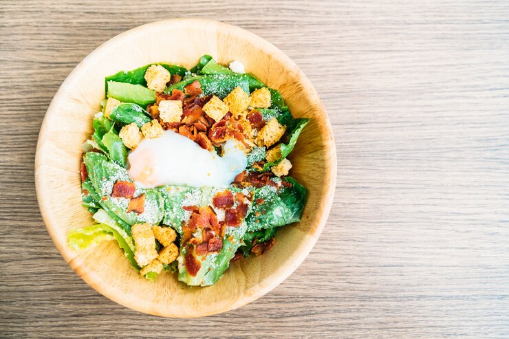 Caesar Salad trứng lòng đào