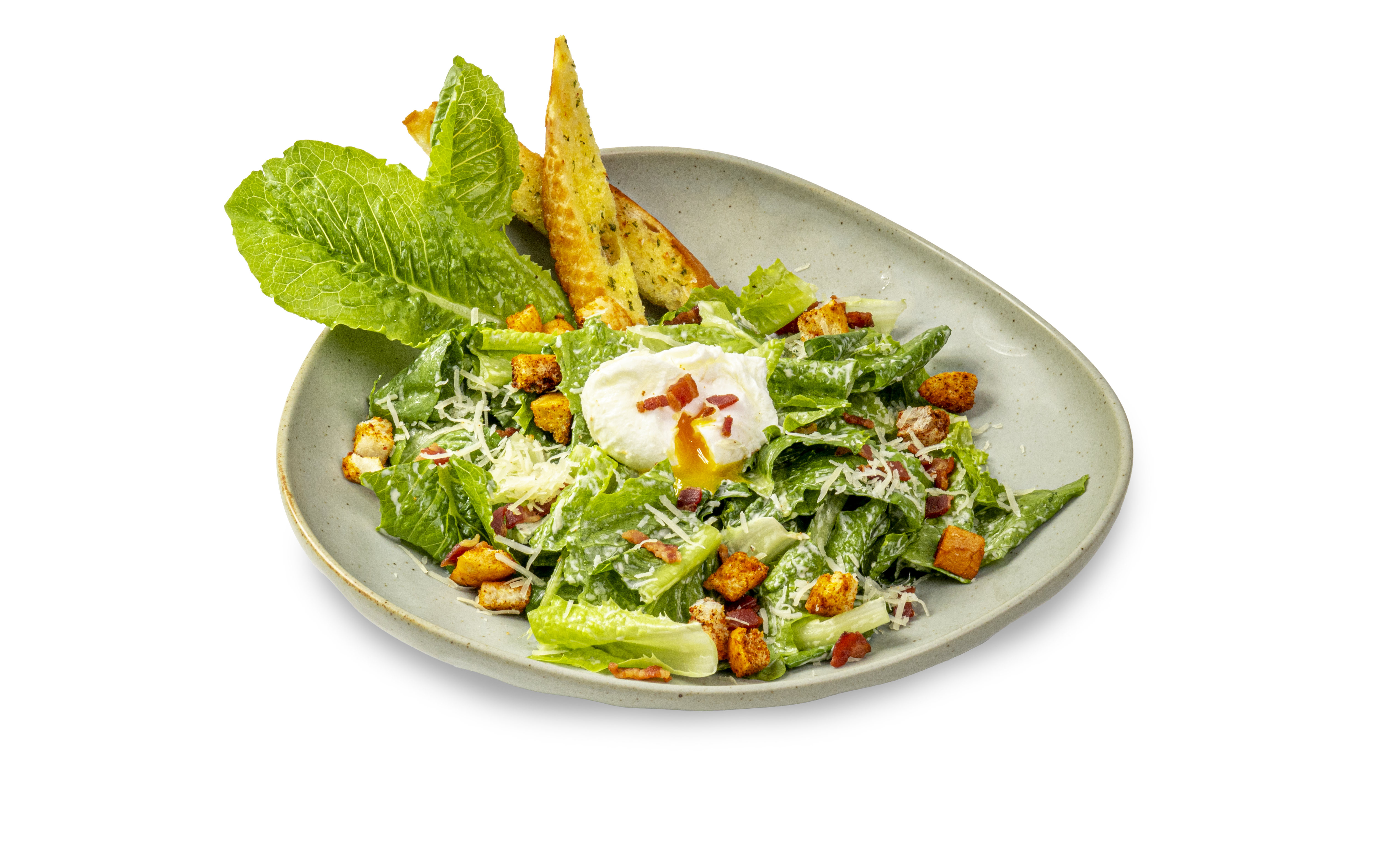 Phô mai Parmesan thường được sử dụng để trang trí trong món Caesar salad