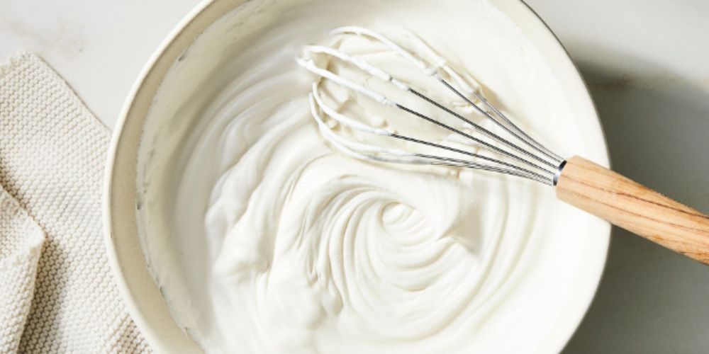 Kỹ thuật đánh whipping cream bông mịn
