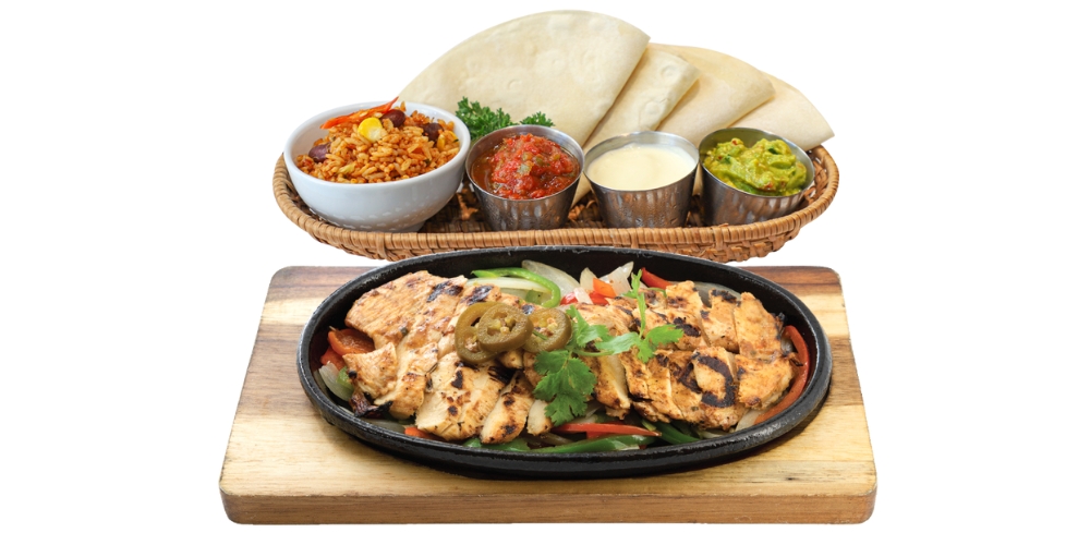 Fajitas là một món ăn đặc trưng thường được chế biến từ những lát thịt bò mỏng
