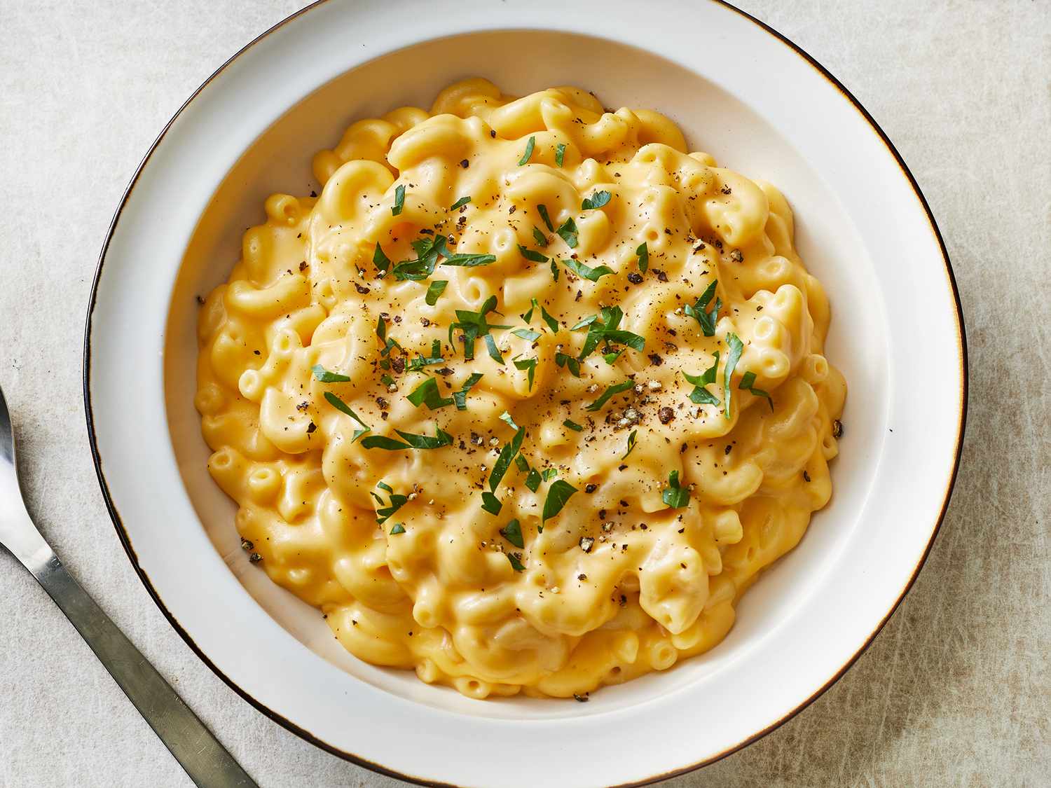 Macaroni là loại pasta nhỏ