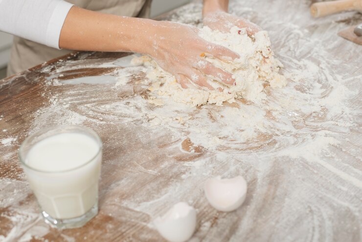 Nhào bột làm pizza