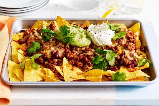 Nướng bánh nachos