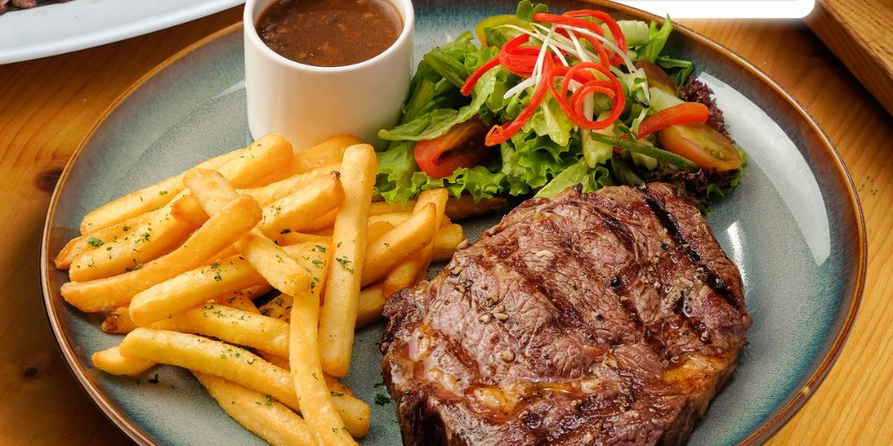Rib Eye Steak tại Al Fresco’s
