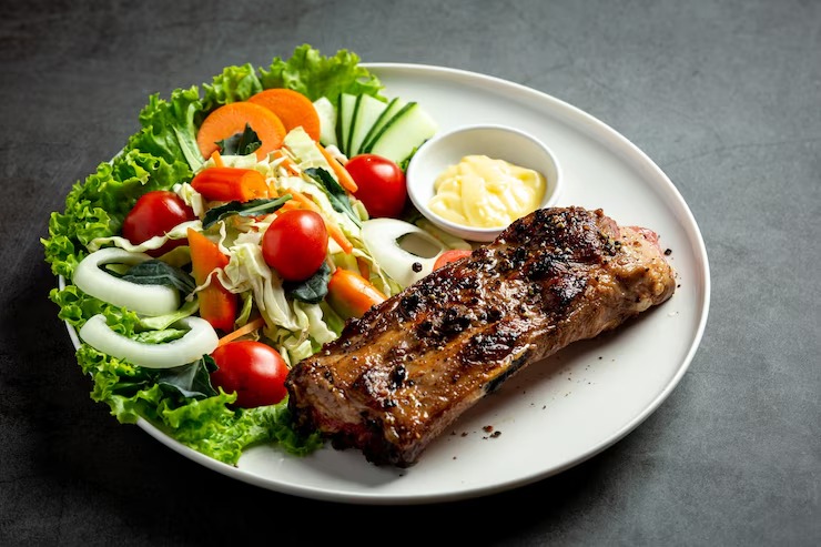 Salad trộn dầu giấm