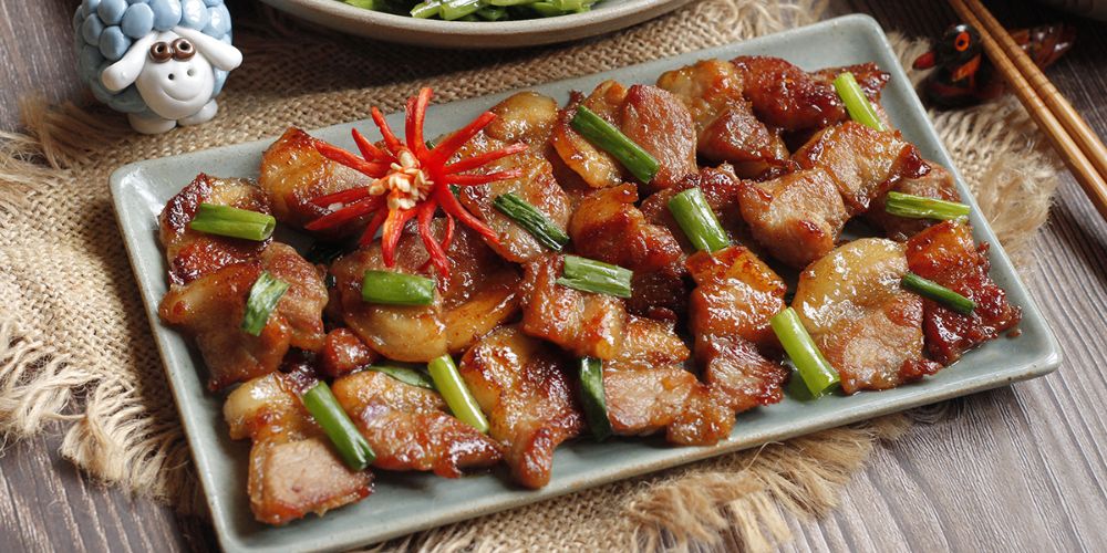 Thịt rang cháy cạnh đậm vị cho bữa cơm hằng ngày