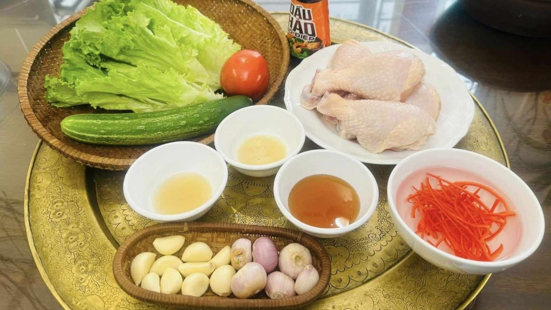 Nguyên liệu nướng gà bằng nồi chiên không dầu