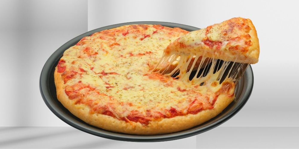 Pizza phô mai béo ngậy, khi dùng kèm mật ong cho vị ngọt thanh cân bằng