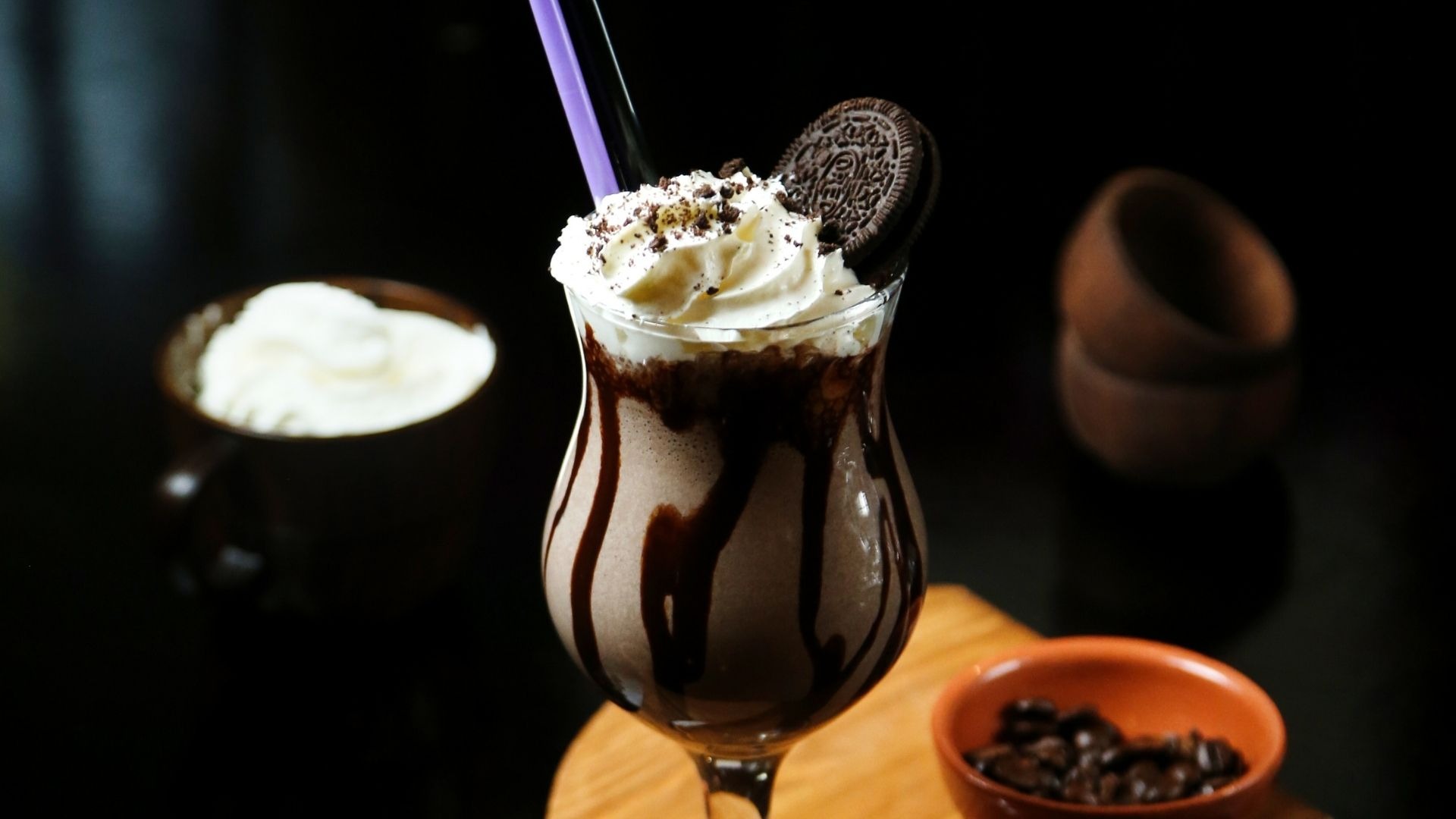 Oreo đá xay cà phê kết hợp vị béo của Oreo cùng hương cà phê đậm đà