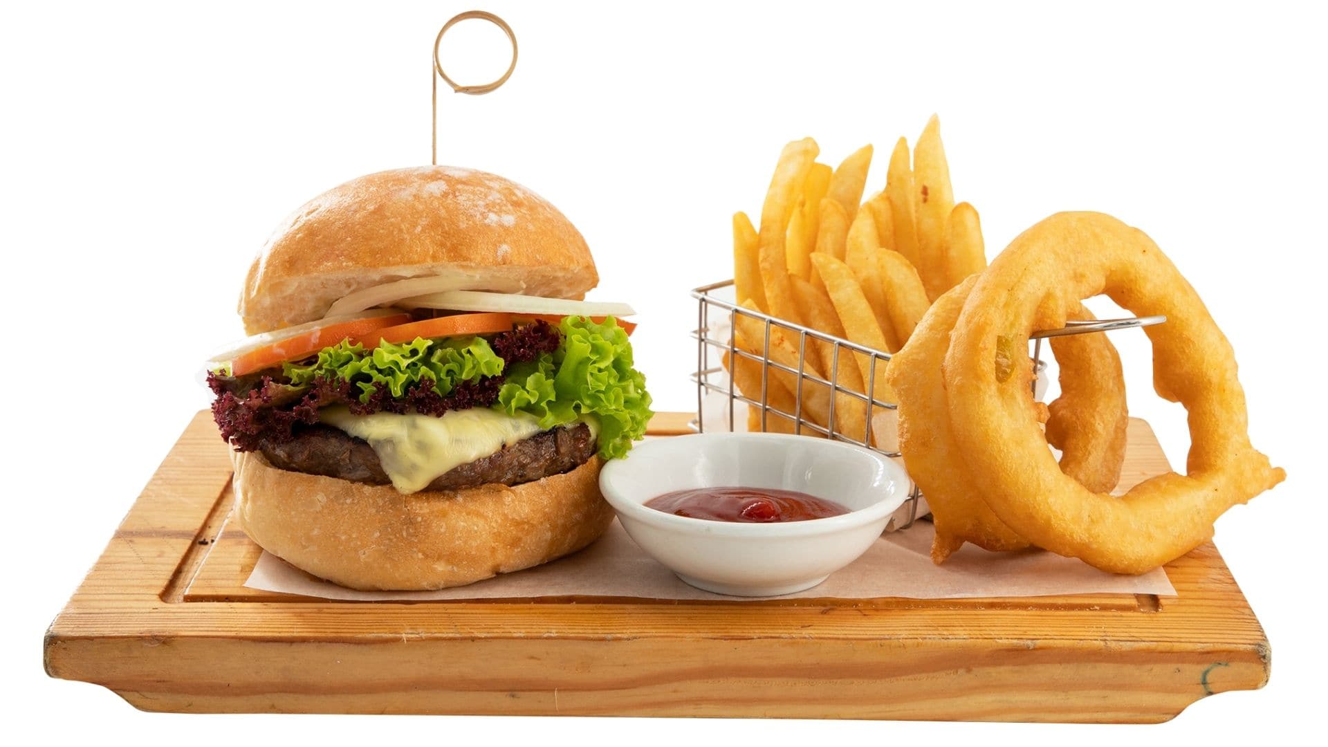 Có thể dùng cánh gà chiên giòn cùng burger nếu muốn bữa ăn no