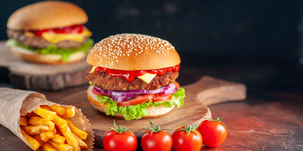 Cách ăn hamburger không lo béo