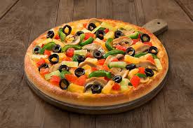 Pizza rau củ đơn giản, phù hợp cho bữa ăn thanh đạm