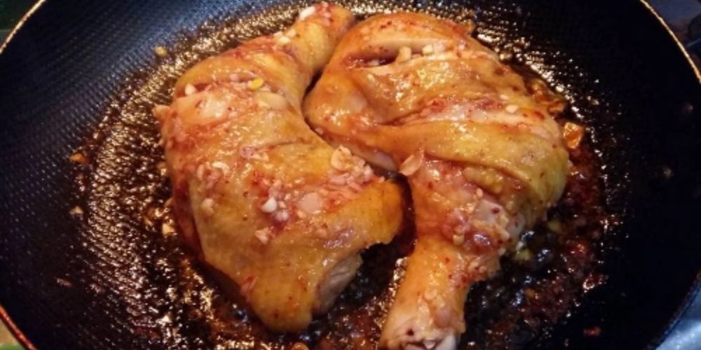 Đùi gà áp chảo tỏi mật ong hấp dẫn khó cưỡng