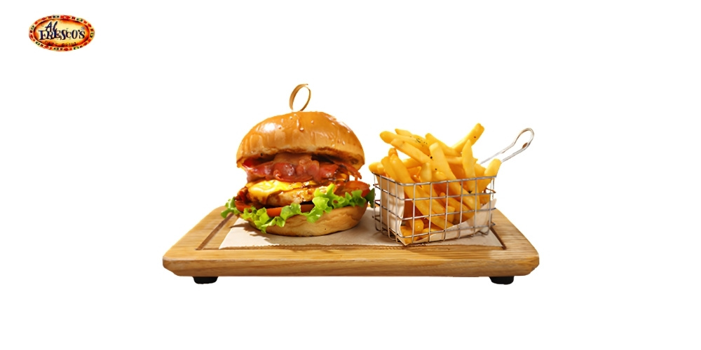 Bữa ăn nhanh tròn vị với burger gà và khoai tây chiên kiểu Mỹ