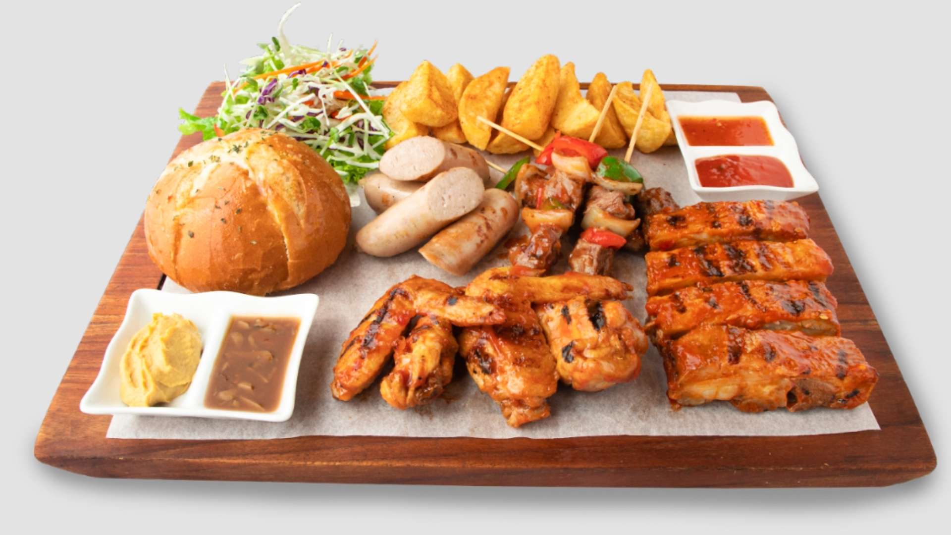 Meat Lovers Platter là gợi ý đáng cân nhắc nếu muốn thưởng thức nhiều loại thịt