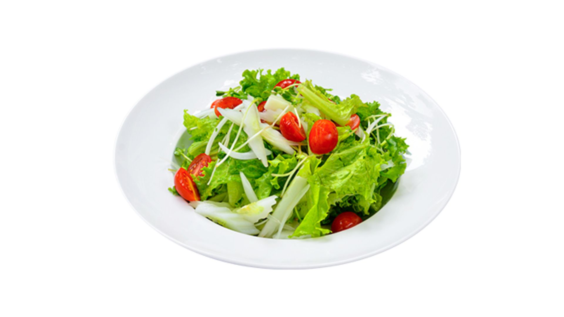 Green Garden Salad là sự tổng hòa của các loại rau củ xanh mát, rất thích hợp để khai vị