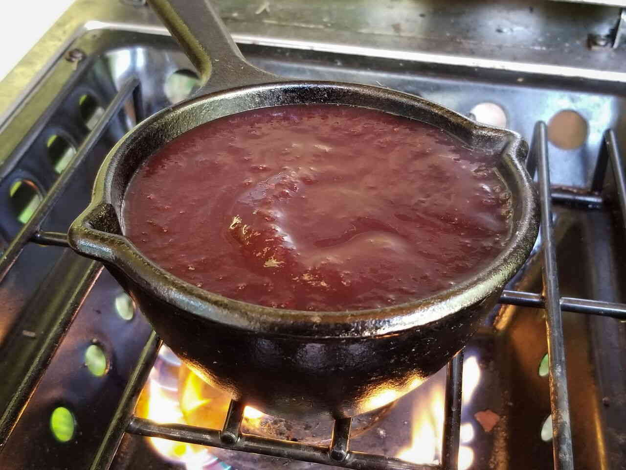 làm xốt BBQ cho pizza