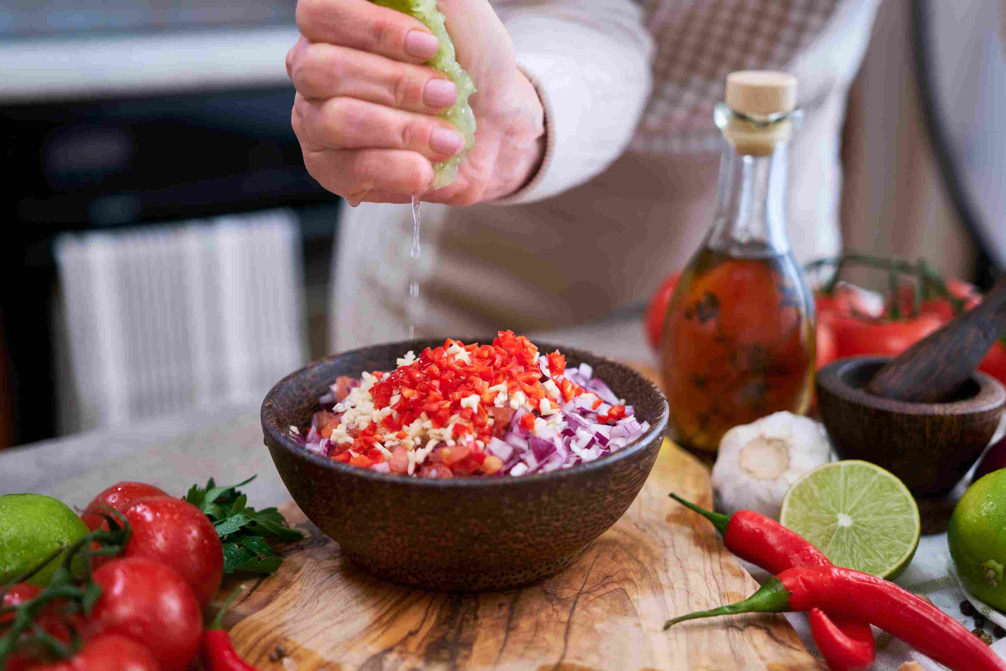 Nêm gia vị cho xốt salsa