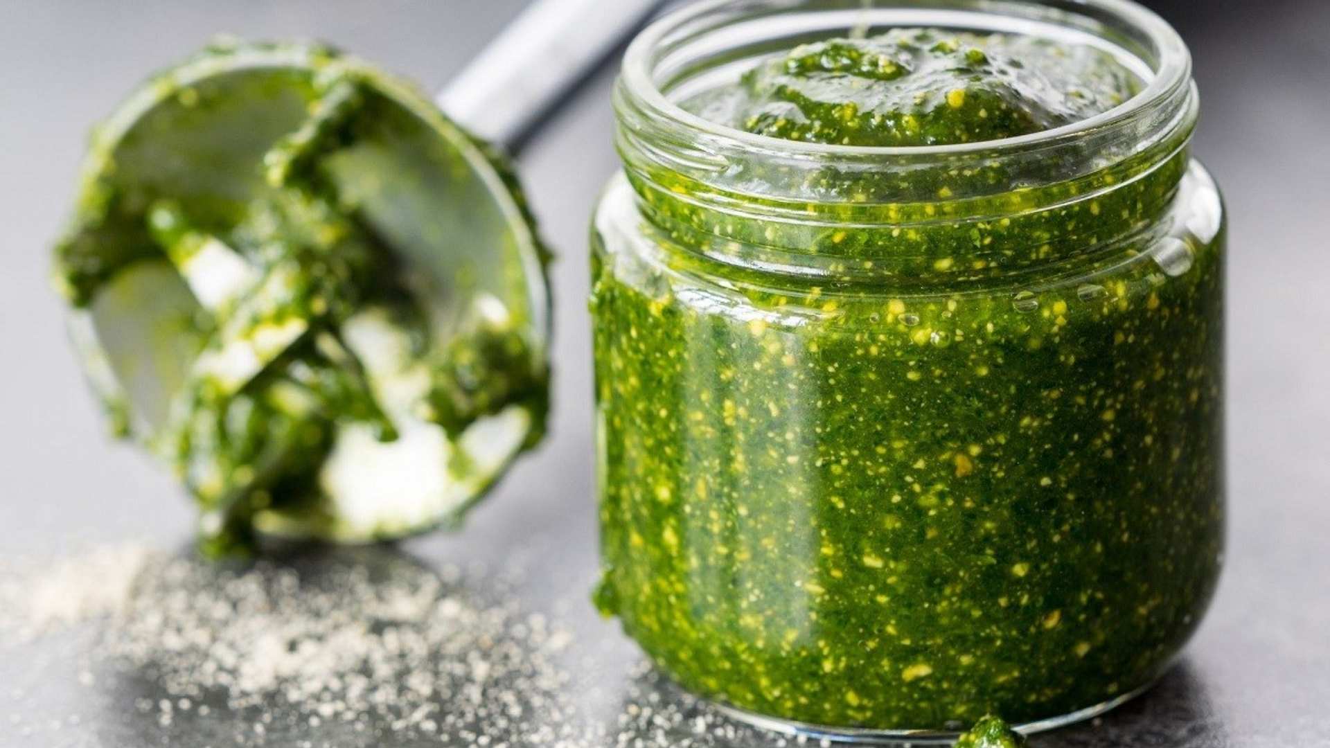 Nguyên Liệu Làm Xốt Pesto Tại Nhà