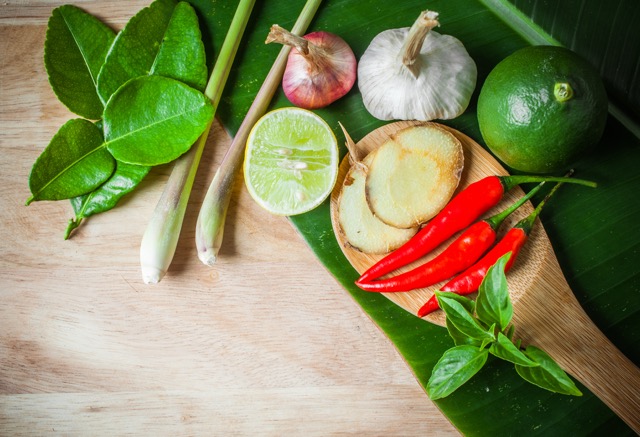 Nguyên liệu chuẩn bị cho món sườn nướng chanh sả