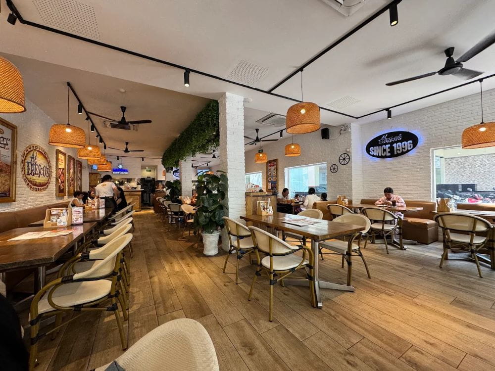Nhà hàng Al Fresco’s là lựa chọn thích hợp để thưởng thức món Âu vào 8/3