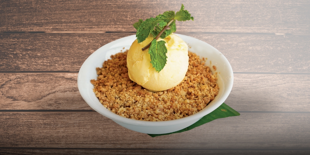 Bánh táo nướng ăn kèm kem