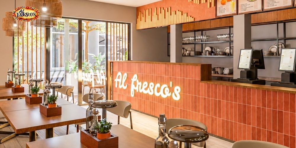 Tại Al Fresco's, không gian thoải mái cùng thực đơn đa dạng mang đến nhiều lựa chọn cho bữa trưa